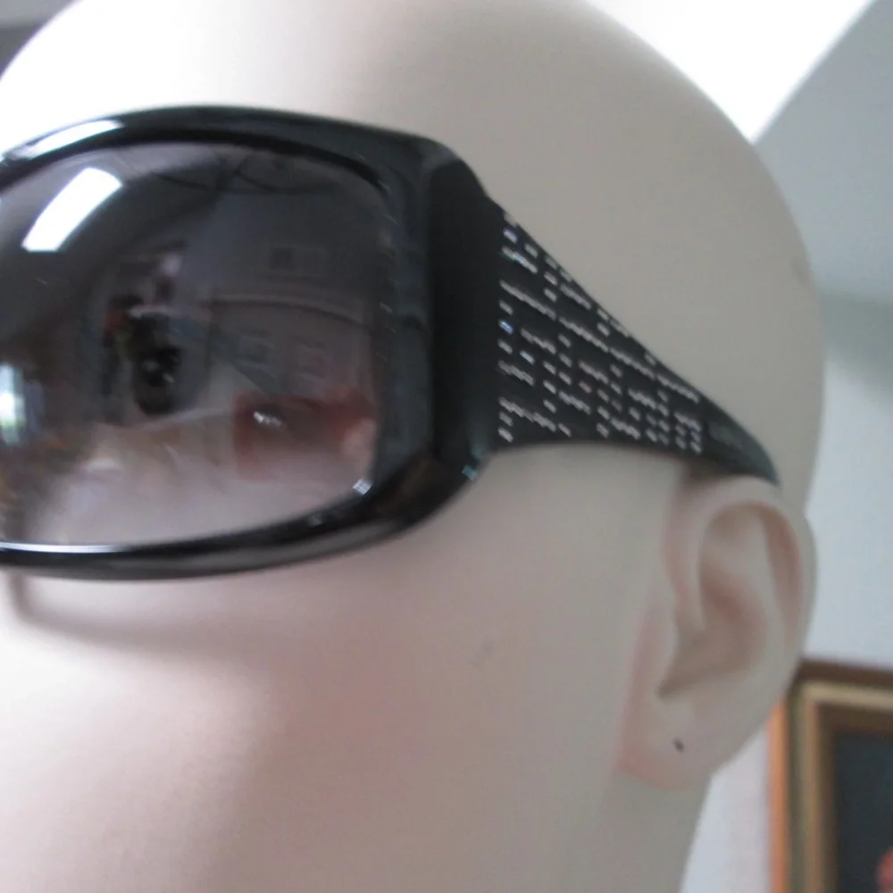 Versace women's sunglasses - Picture 5 of 16